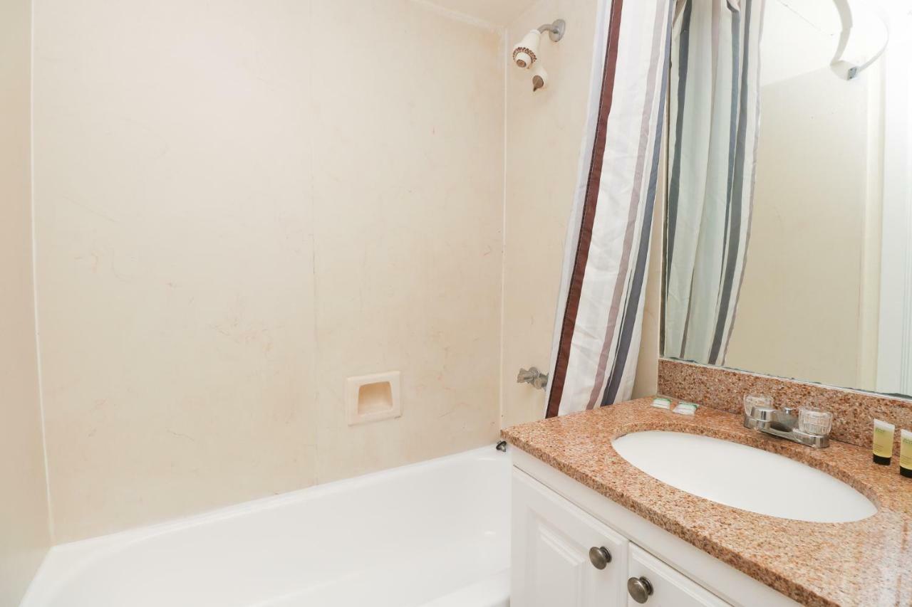 670 Partial Ocean View Hollywood Beach Dania Beach Exterior foto
